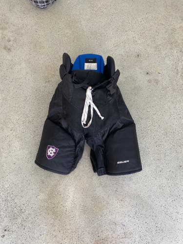 Senior Medium Bauer Pro Stock Nexus Hockey Pants