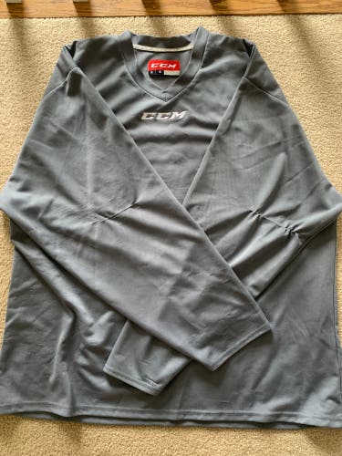 Gray Used XL CCM Jersey