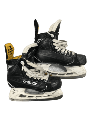 Used Bauer Supreme Elite Junior 02.5 Ice Hockey Skates