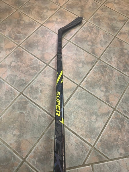 Senior Right Handed P29 Super Tacks AS4 Pro Hockey Stick