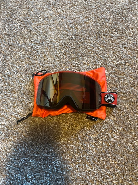 Used Giro Axis Ski Goggles
