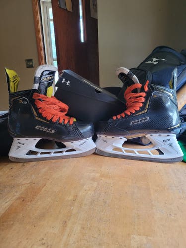 Junior Used Bauer Supreme S29 Hockey Skates Extra Wide Width Size 6