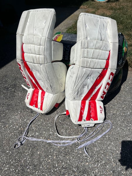 CCM Goalie Pads Intermediate E3.9 30+1