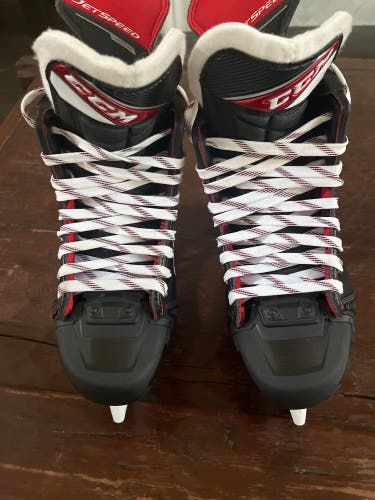 New CCM Regular Width Size 5.5 JetSpeed FT4 Pro Hockey Skates