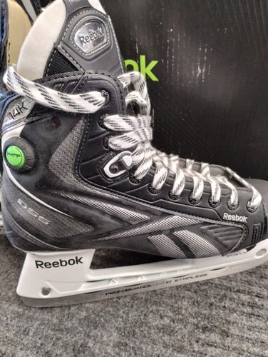 Senior New Reebok 14K pump Hockey Skates Regular Width Size 10