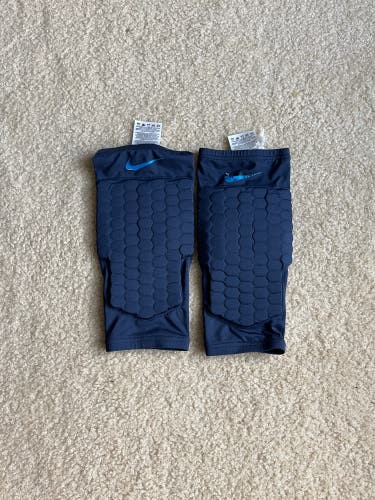 Nike hex pads