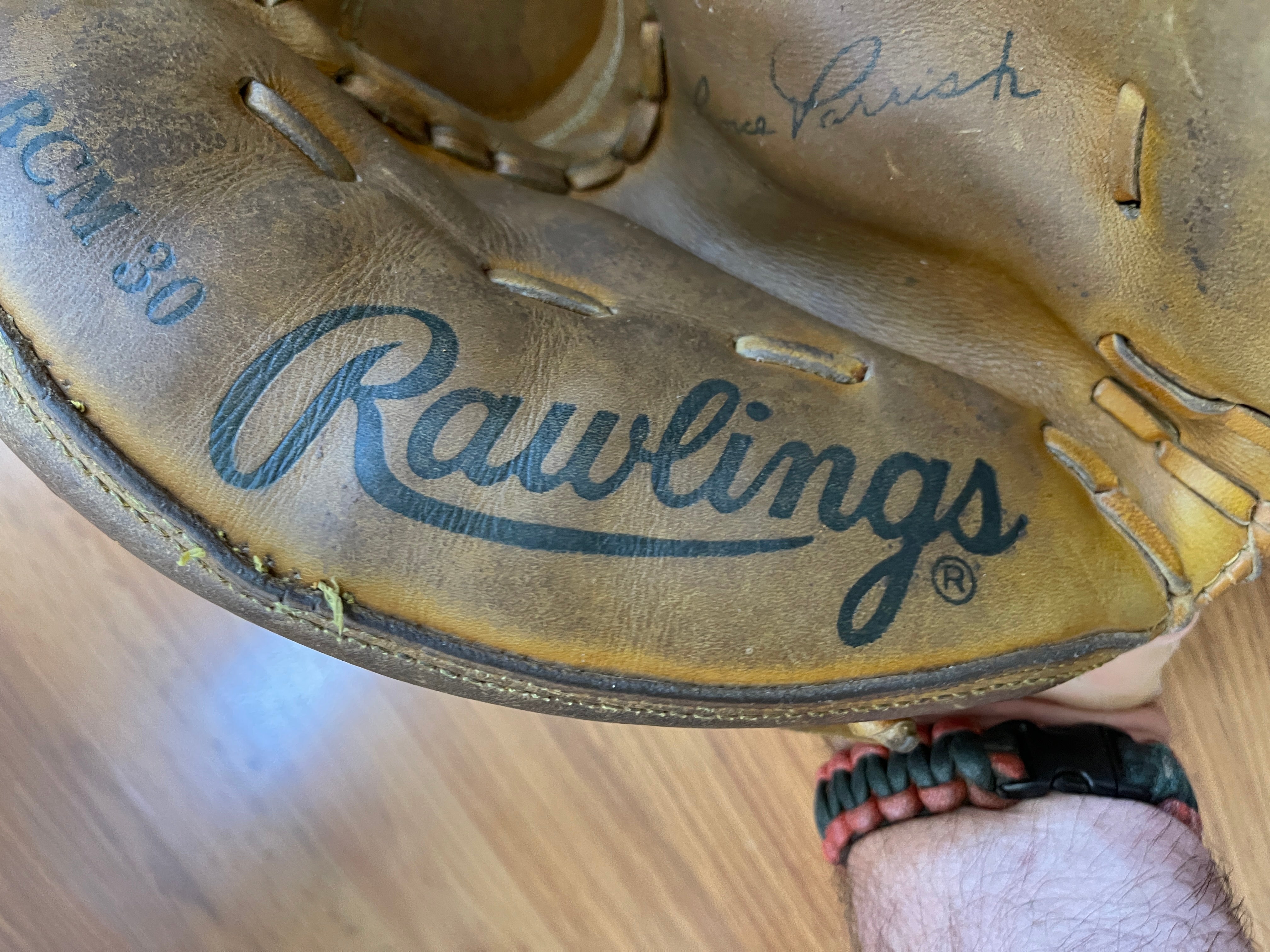Rawlings Right Hand Throw Catcher's RCM10 Signature Series Lance Parrish  Baseball Glove 33.5