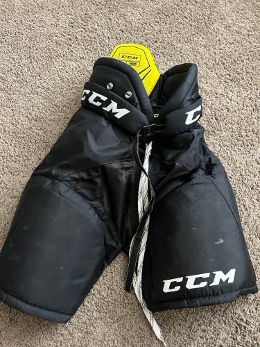 Senior Medium CCM Tacks 9040 Hockey Pants