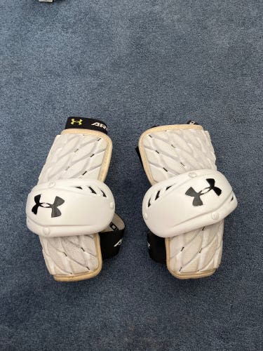 Used Medium/Large Under Armour VFT Arm Pads