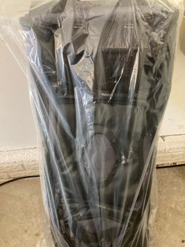 Bownet Commander B Catcher’s Equipment Rolling Bag