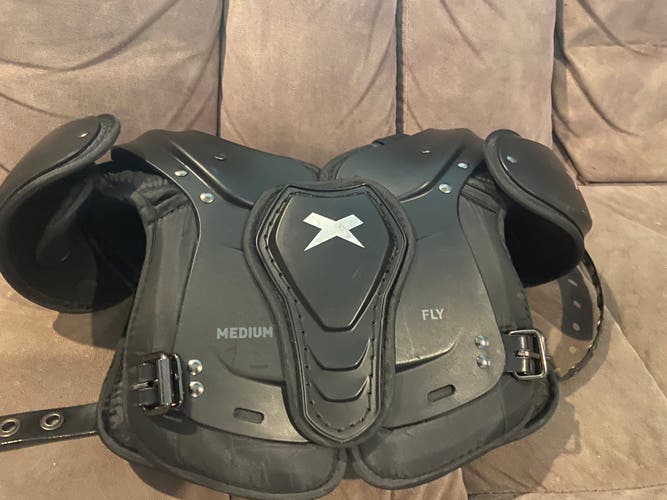 Used Medium Xenith Fly Shoulder Pads