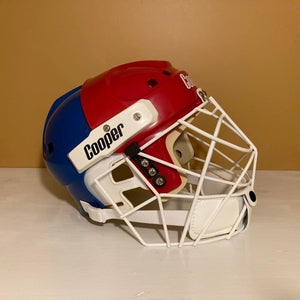 Hockey Helmet - Refurbished Red/Blue Cooper SK2000 Medium With HM30 Cage