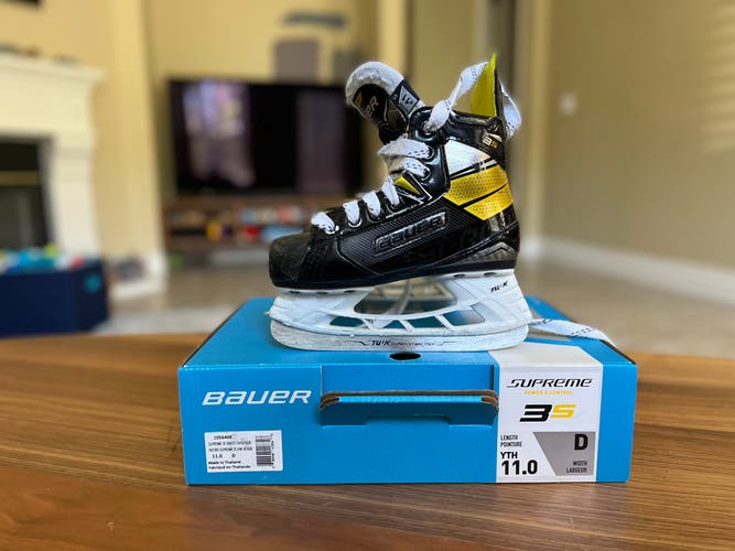 Bauer 3S Youth size 11.0D skates