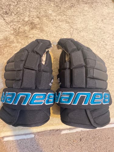 Bauer 15" Nexus 2N Gloves