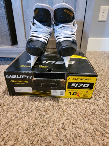 Junior Used Bauer Hockey Goalie Skates Regular Width Size 1