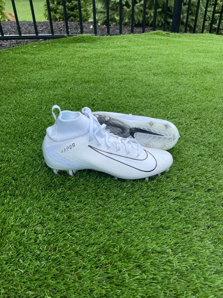 White Men's Molded Cleats Nike Vapor