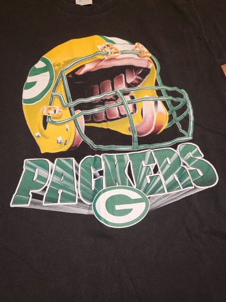 Vintage Green Bay Packers NFL Sports Football Helmet T Shirt Size XL