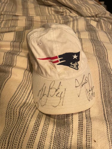 TEST Teddy Bruschi & Lonie Paxton Signed Patriots Baseball Hat From 2001 Super Bowl Winning Season