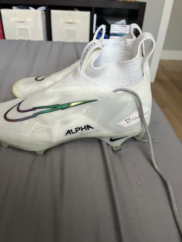 Men's Molded Cleats High Top Alpha Menace Elite 3