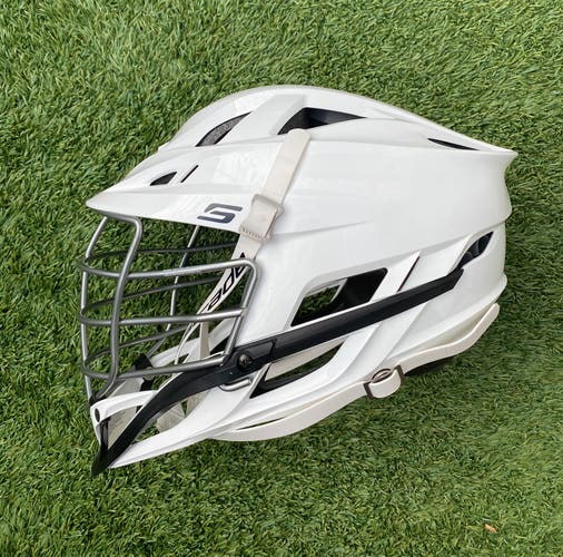 *BRAND NEW* Cascade S Helmet