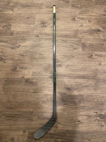 Senior Right Handed P28 RibCor Trigger 5 Hockey Stick
