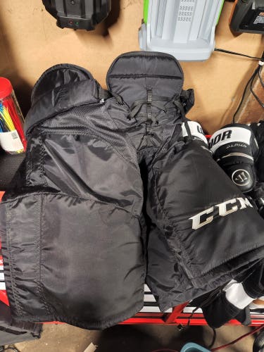 CCM HP45 Pro Stock Pants - Senior Large