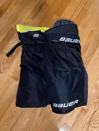 Senior Small Bauer Supreme 2s Pro Hockey Pants