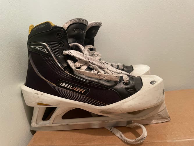 Used Bauer Regular Width  Size 11 Supreme One60 Hockey Goalie Skates