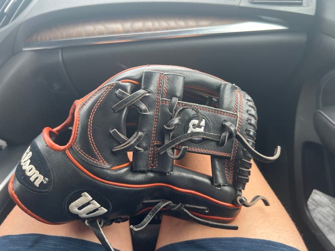 Used Right Hand Throw Wilson Infield A2K Baseball Glove 11.75"