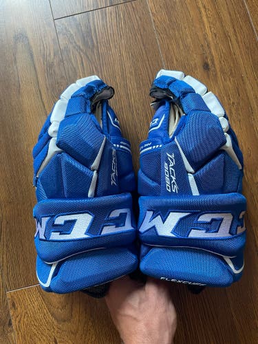 **USED ONCE** CCM 14" Tacks 9080 Gloves Royal Blue
