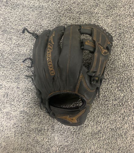 11.5 Mizuno baseball glove