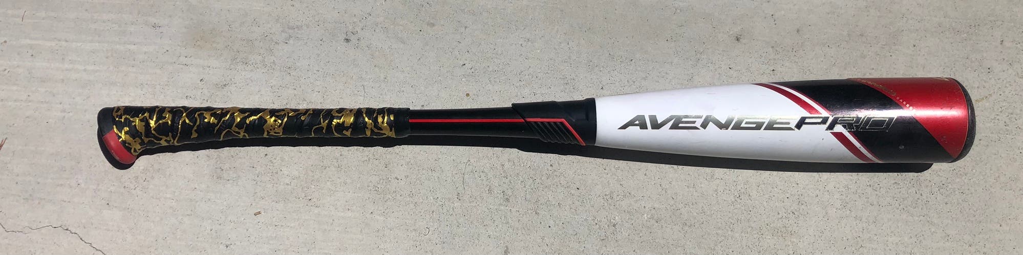 2022 Composite (-10) 18 oz 28" Avenge Pro Bat