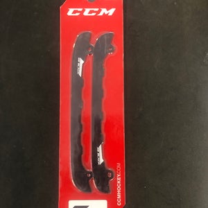 New CCM 4.0 SB Black Runners