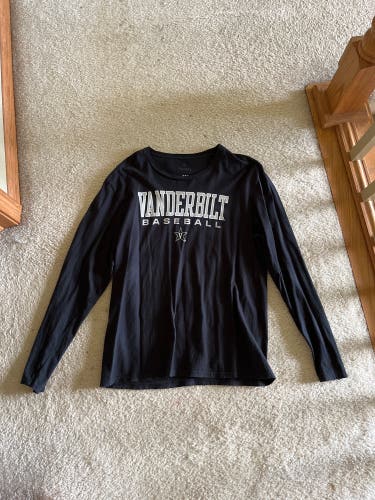 Black Vanderbilt baseball Used Medium  Shirt