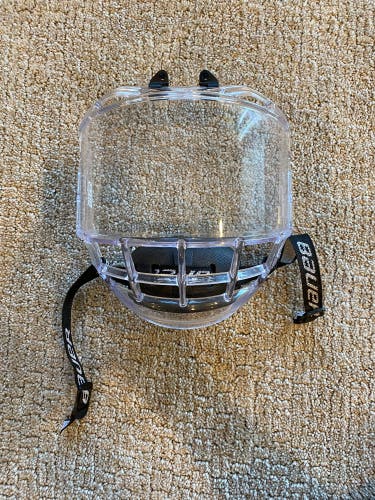 Used Medium Bauer Concept 3 Full Shield