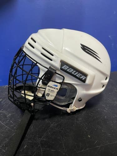 Bauer HH5000L WHITE HELMET (Kids) W/cage