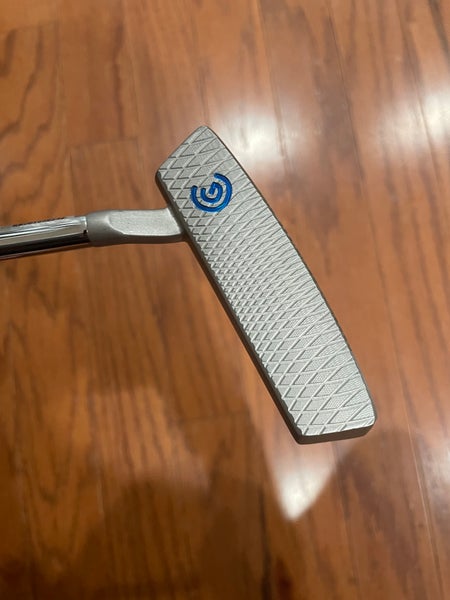 Men's New Cleveland Right Handed Mallet Huntington beach Putter Uniflex 35"