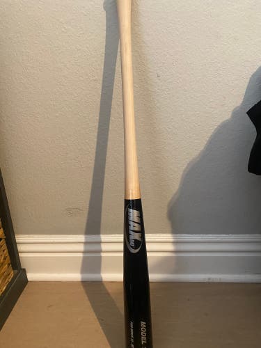 Max bat model 110 pro birch 33- Make Me An Offer