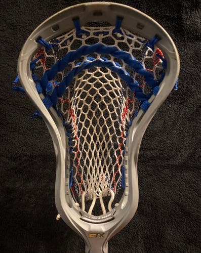 Used Attack & Midfield STX Strung Stallion 900 Head   (Will trade for Ecd mirage 2.0)
