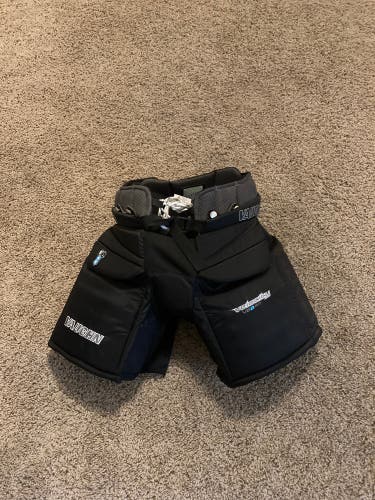 New Medium Vaughn  Velocity VE8 Hockey Goalie Pants