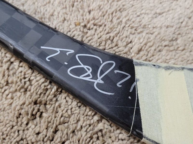 Evgeni Malkin Autographed Easton Synergy HTX Game Used Hockey Stick - BAS  COA