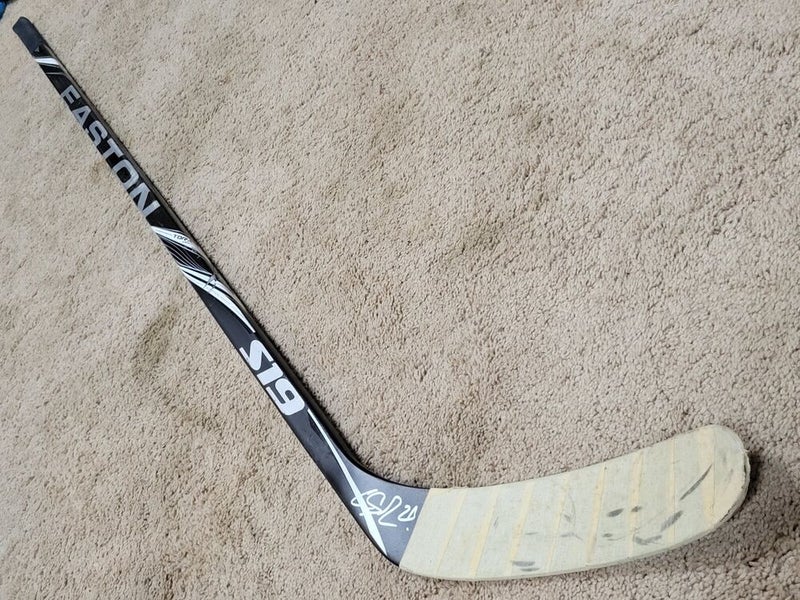 EVGENI MALKIN Pittsburgh Penguins 2013-2014 Game Used Stick - EASTON RS