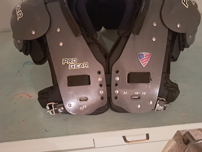 New Adult Medium PRO Shoulder Pads