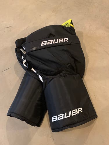 Senior Medium Bauer  Supreme S27 Hockey Pants