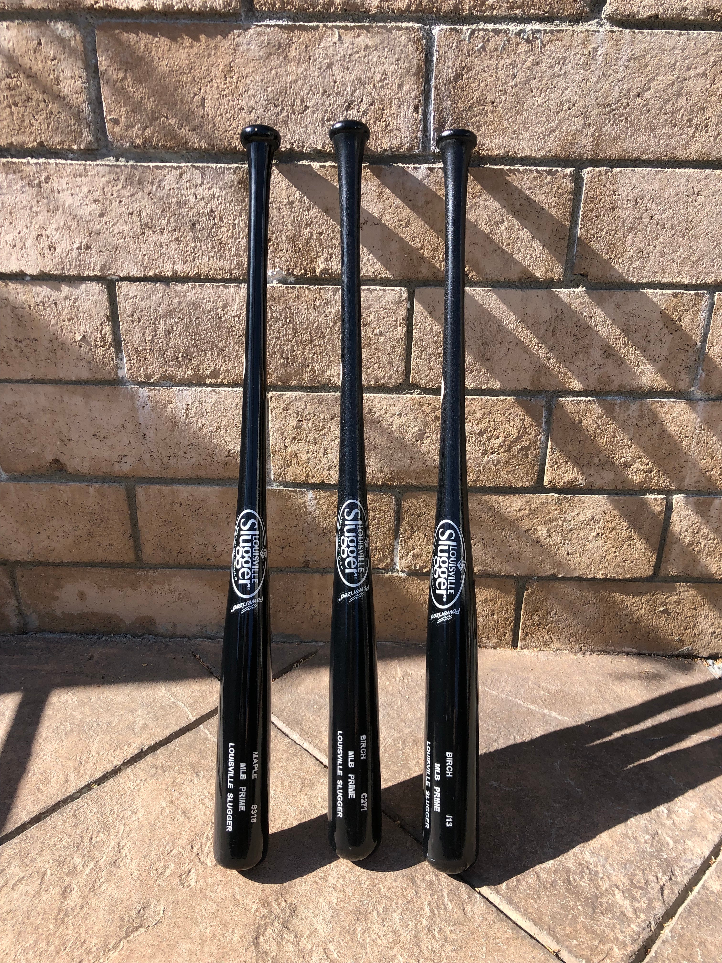 Louisville WBVM243BD33 Slugger Wood Baseball Bat MLB Prime Maple WBVM243  33 inch