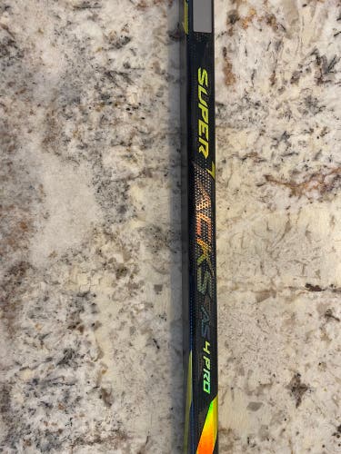 Senior Right Handed P29  Super Tacks AS4 Pro Hockey Stick