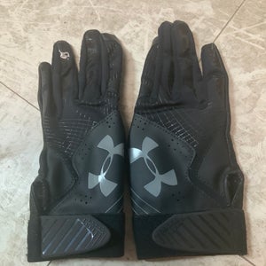 New Large Under Armour Batting Gloves