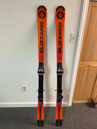 151 - 160 cm Blizzard Firebird Skis