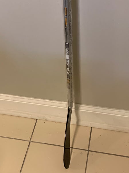 Easton RH Pro Stock Hockey Sticks for Sale in Yorba Linda, CA - OfferUp