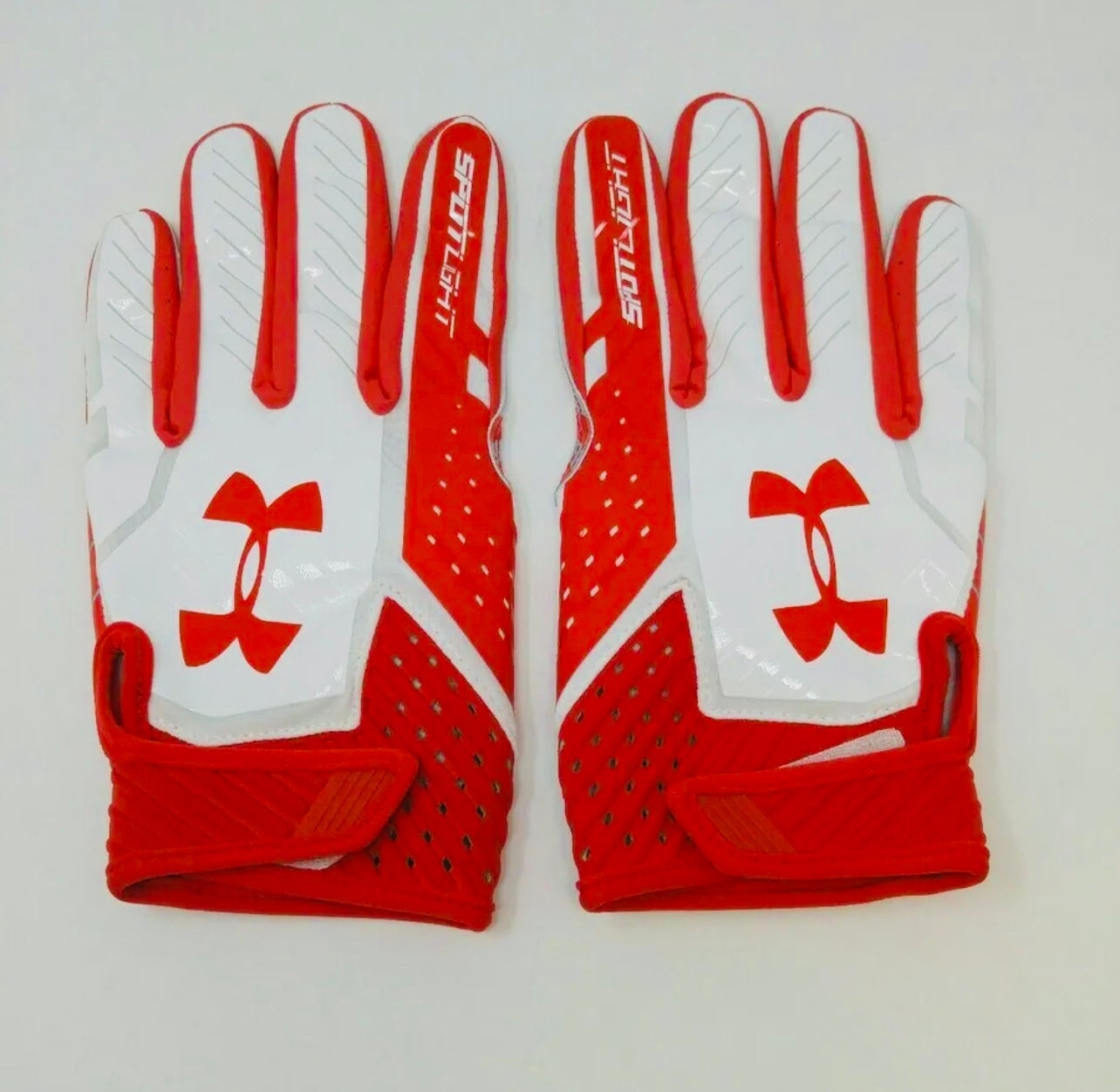 Under Armour Spotlight Medium Football Red Gloves 1326218 600 for sale online 